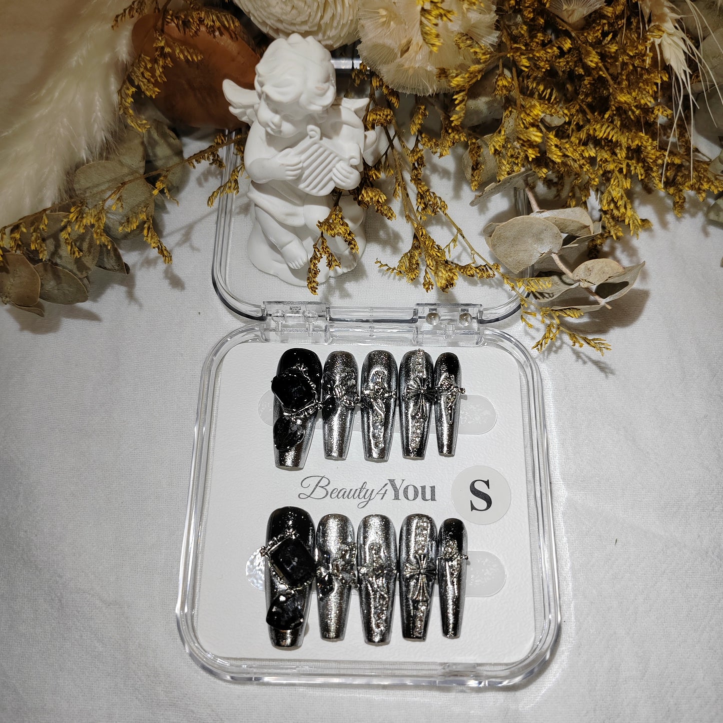 Silver Gothic H0016