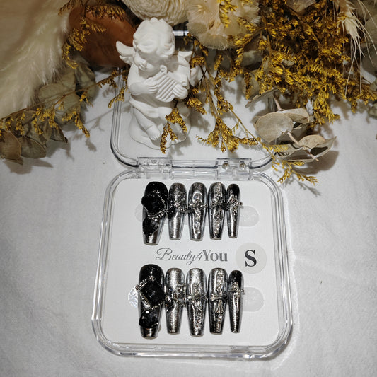 Silver Gothic H0016