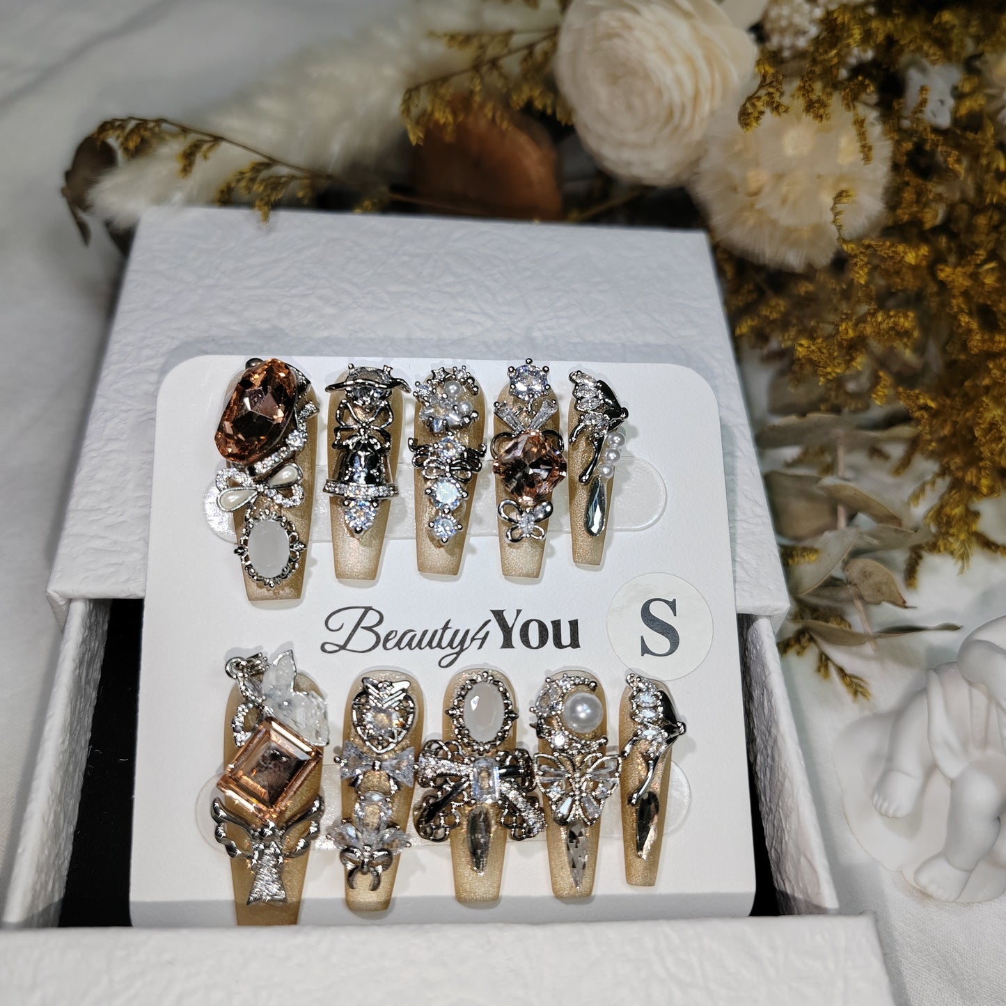 Golden Majesty S0022