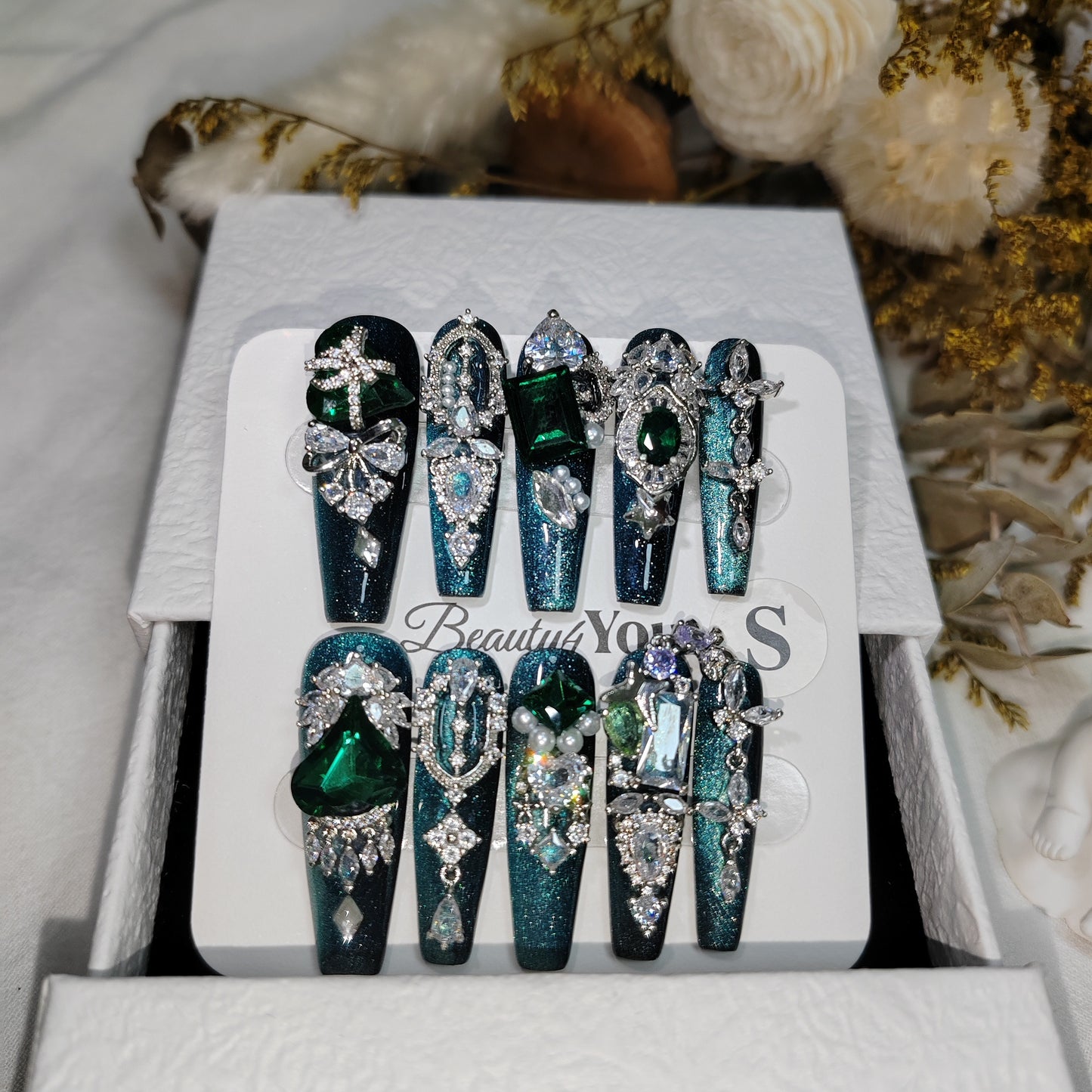 Emerald Dynasty S0024