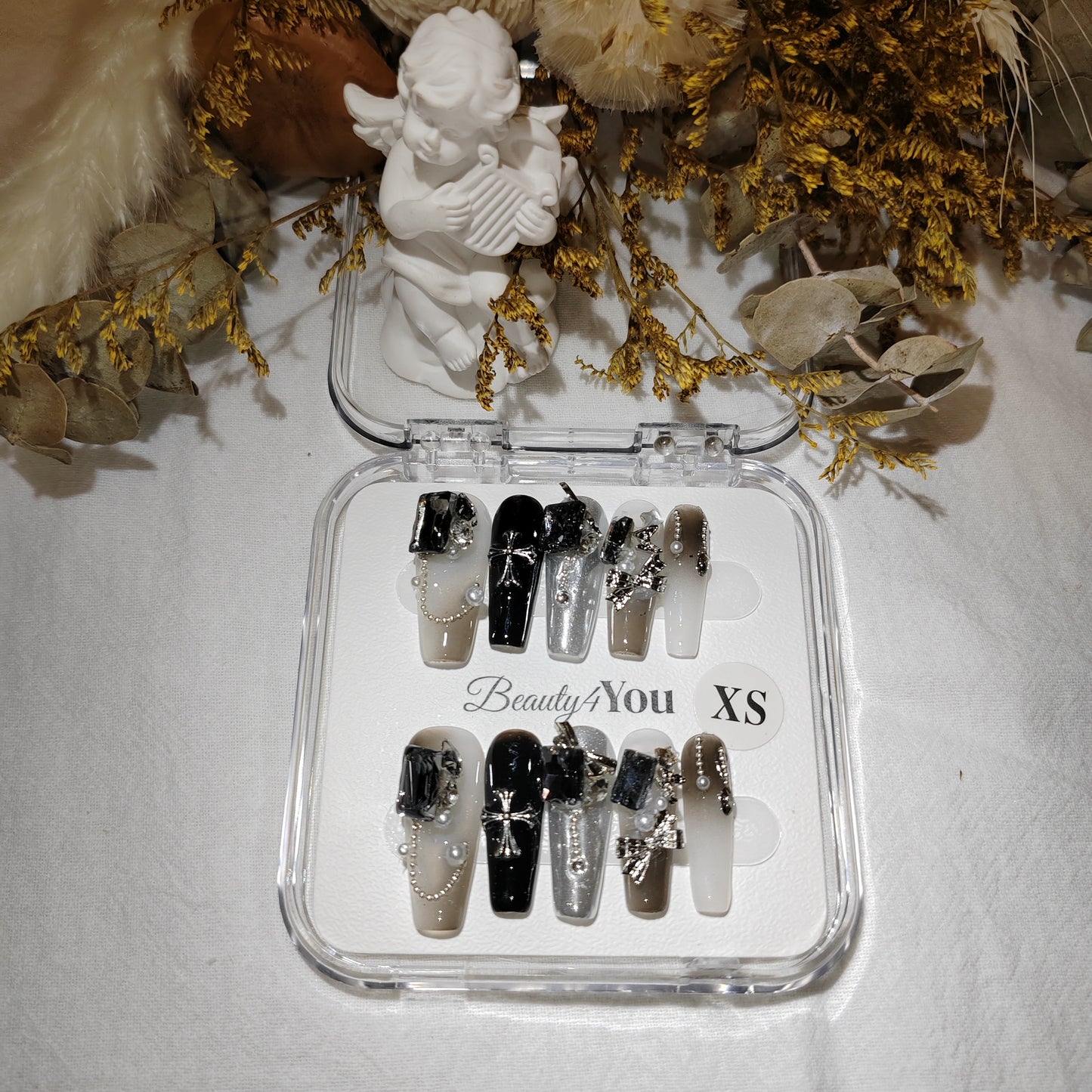 Gothic Gems H0013