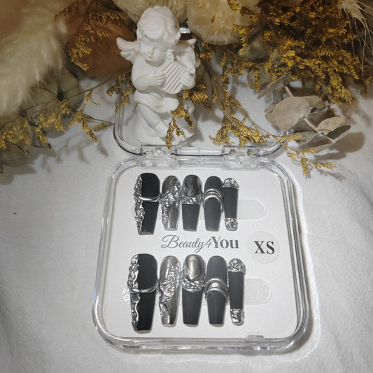 Silver Noir H0065