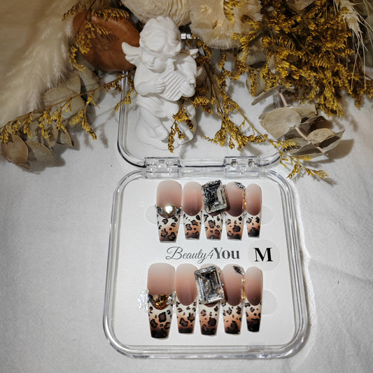 Wild Leopard H0022