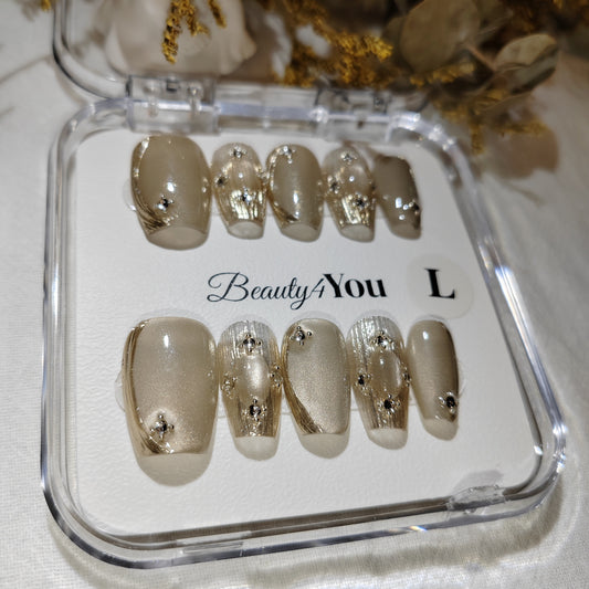 Gilded Elegance A0024